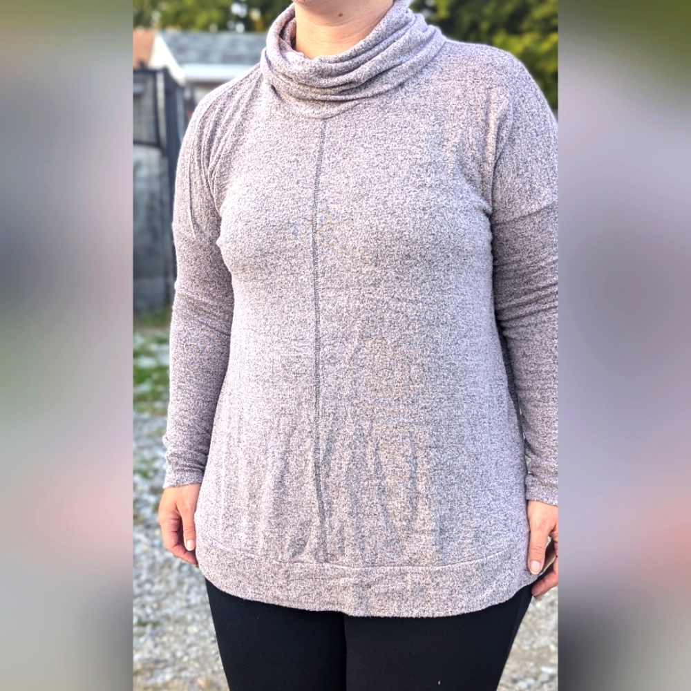 Long sleeve tunic sweater